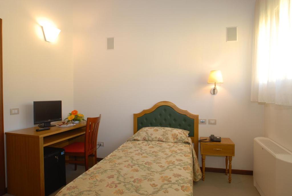 Villa Aretusi Bologna Camera foto